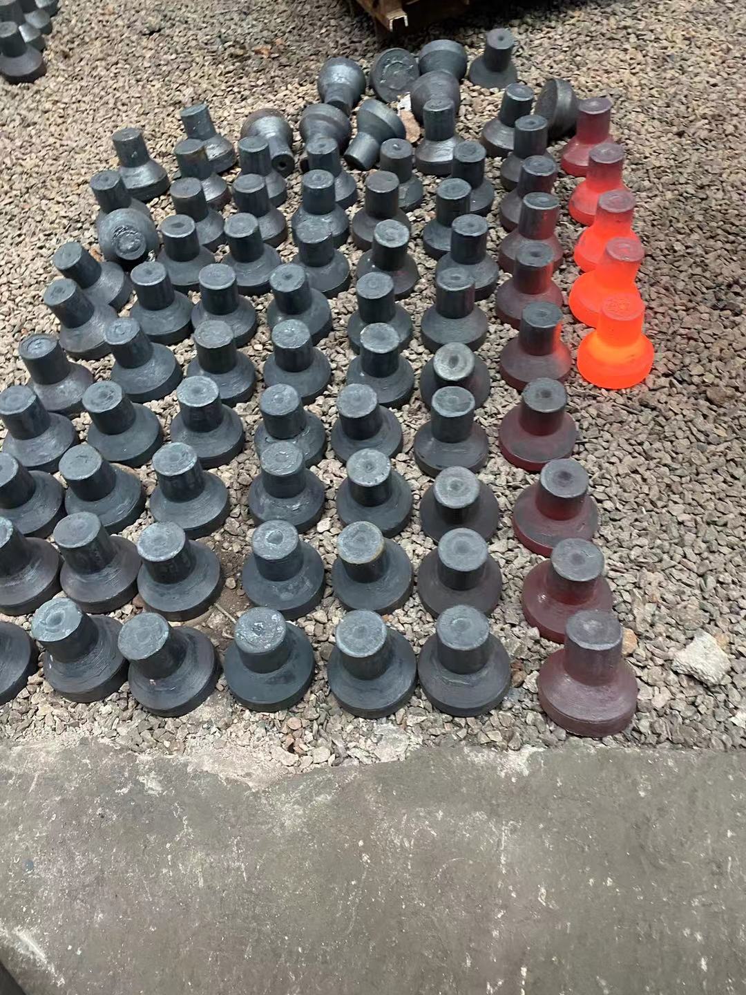 Vad ska tunga smide uppmärksamma i smidesprocessen?